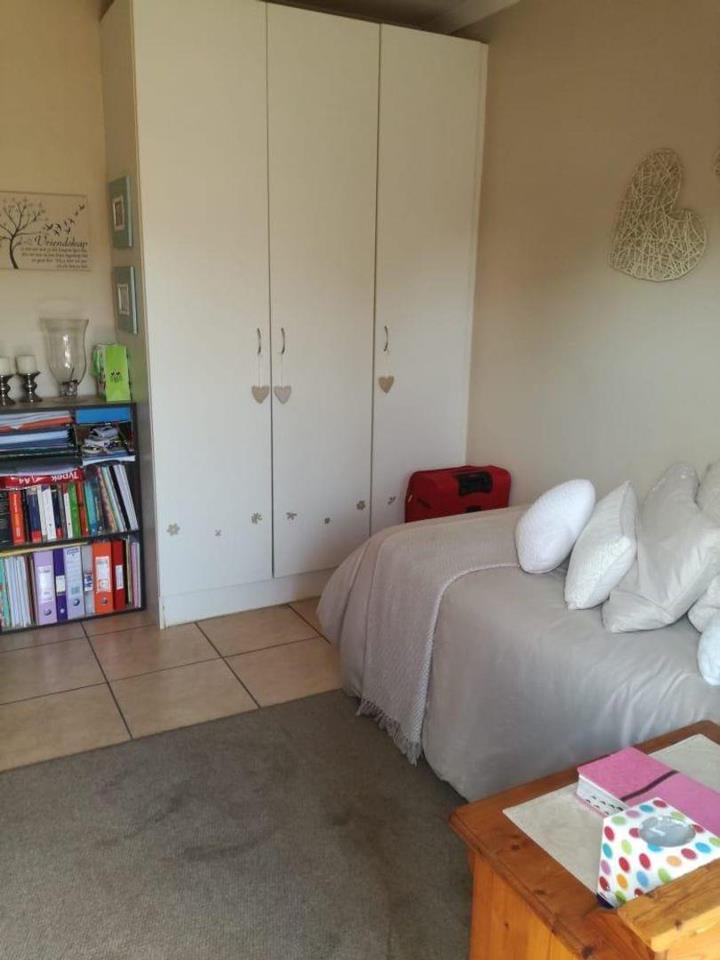 1 Bedroom Property for Sale in Die Bult Western Cape